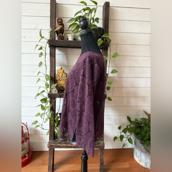 LOFT Deep Purple Lace Scallop Bottom Blouse - Picture 15 of 17